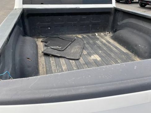 Used 2017 RAM 1500 Classic SLT w/ Luxury Group image 24