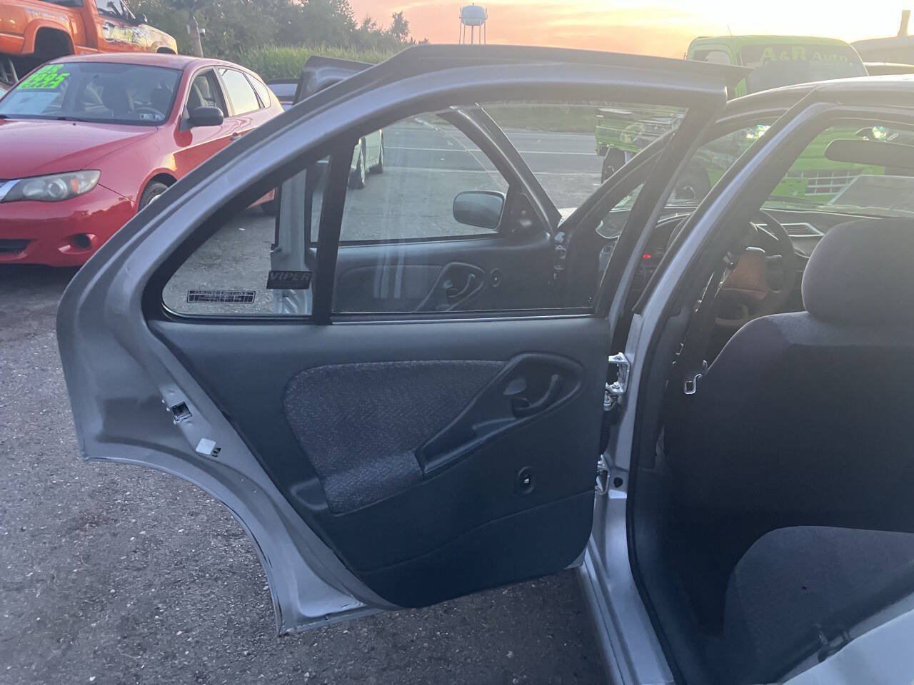 Used 2002 Chevrolet Cavalier LS Sport FWD image 17