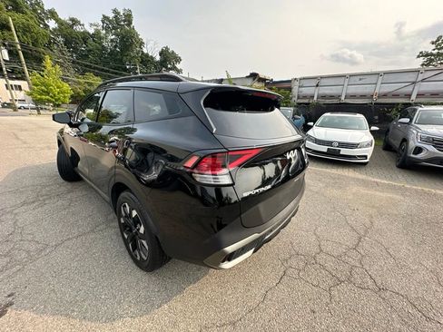 Used 2023 Kia Sportage X-Line w/ X-Line Premium Package AWD/4WD image 4