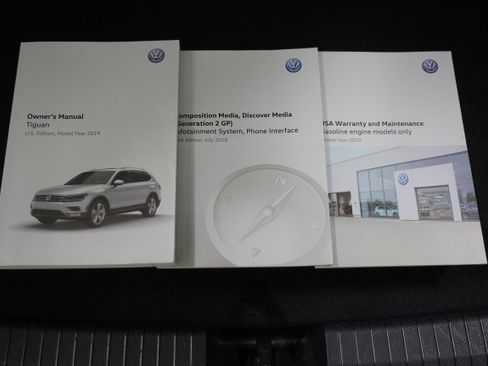 Used 2019 Volkswagen Tiguan SE image 22