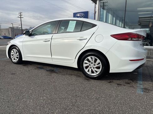 Used 2018 Hyundai Elantra SE image 4