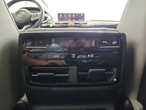 Used 2023 Acura MDX SH-AWD w/ Technology Package image 34