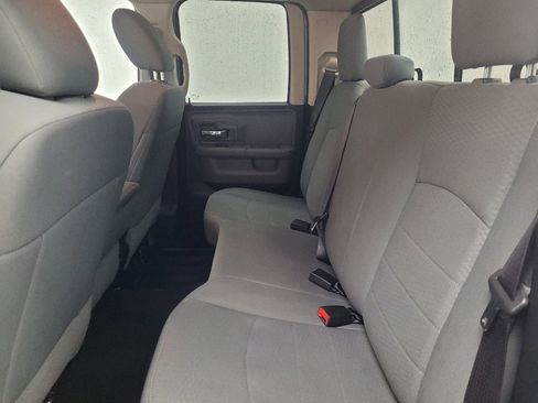 Used 2017 RAM 1500 Classic SLT RWD image 18