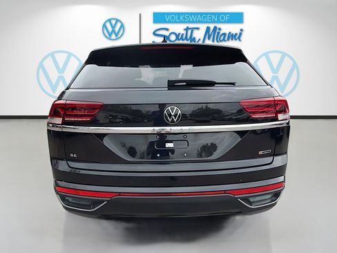 Used 2020 Volkswagen Atlas Cross Sport SE image 6