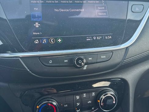 Used 2020 Buick Encore GX Preferred w/ Cold Weather Comfort Package AWD/4WD image 2