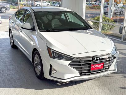 Used 2020 Hyundai Elantra SEL w/ Cargo Package (C1)