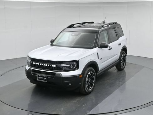 New 2026 Ford Bronco Sport Outer Banks AWD/4WD image 39