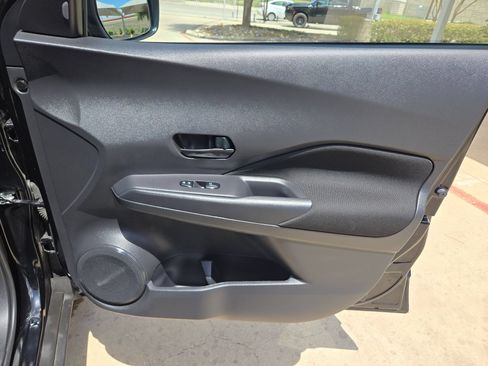 Used 2025 Nissan Kicks Play S FWD image 27