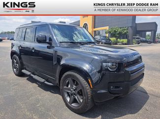 Used 2024 Land Rover Defender 110 X-Dynamic SE AWD/4WD video 1