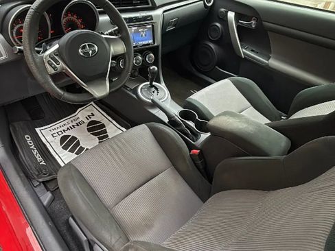 Used 2016 Scion tC image 19