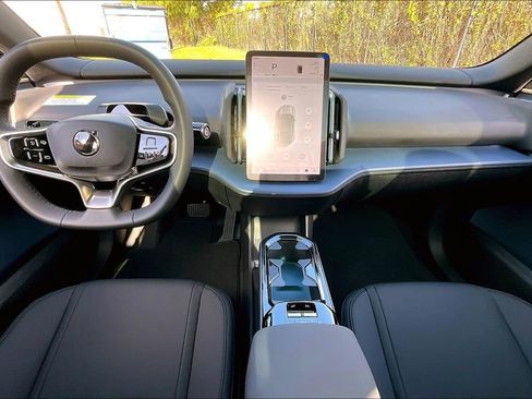 New 2026 Volvo EX30 Plus w/ Protection Package Premier AWD/4WD image 9