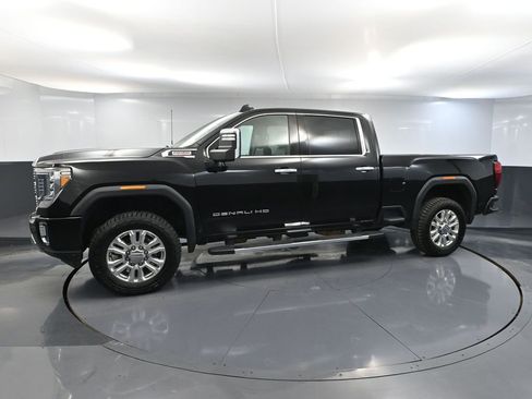 Used 2023 GMC Sierra 2500 Denali w/ Denali Ultimate Package AWD/4WD image 12