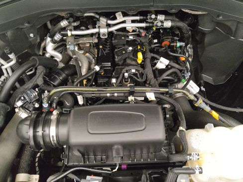 Used 2021 Ford Explorer 4WD image 30
