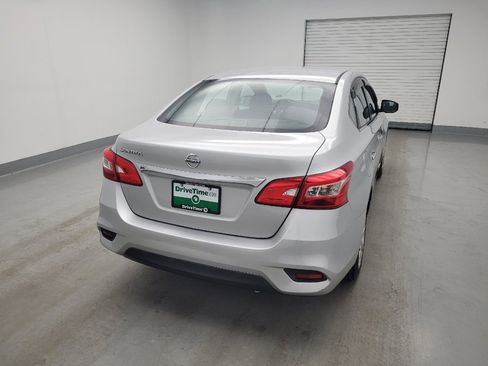 Used 2017 Nissan Sentra S FWD image 7