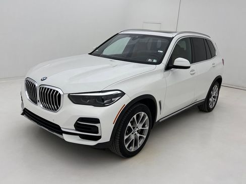 Certified 2023 BMW X5 xDrive40i w/ Premium Package image 4