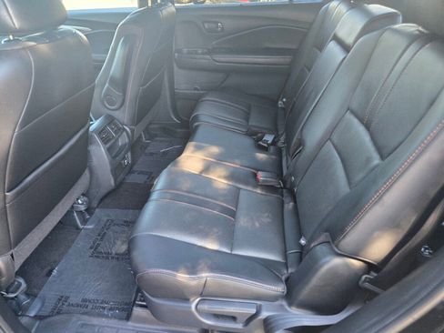 Certified 2023 Honda Passport TrailSport image 15