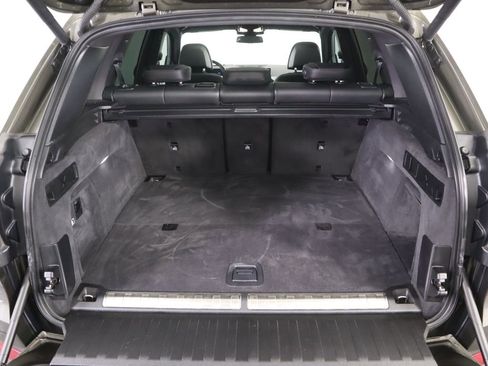 Certified 2024 BMW X5 xDrive50e w/ Premium Package image 29