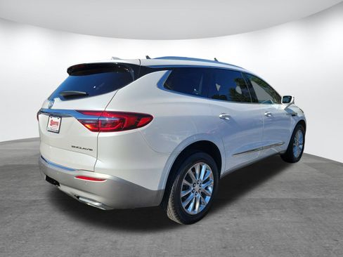Used 2019 Buick Enclave Premium image 27