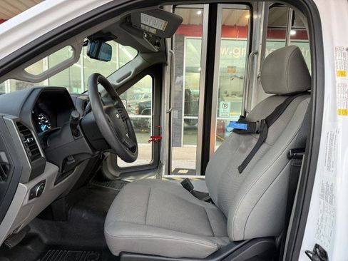 Used 2021 Ford F550 2WD Regular Cab Super Duty image 9