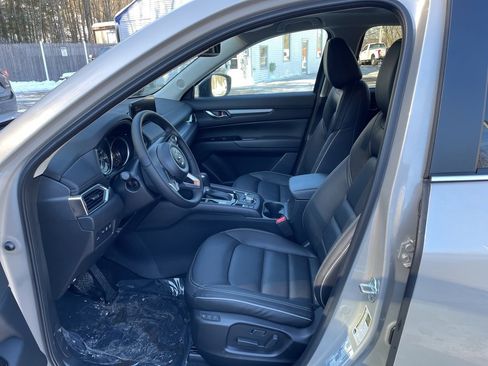 New 2025 MAZDA CX-5 AWD 2.5 S w/ Preferred Package image 16