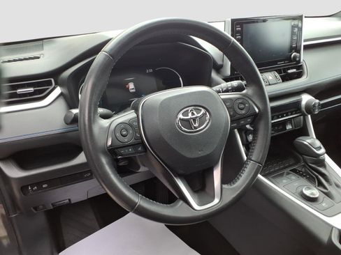 Used 2021 Toyota RAV4 XSE AWD/4WD image 11