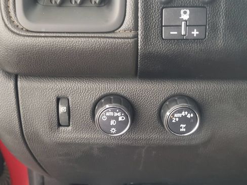 Used 2021 GMC Canyon AT4 w/ Driver Alert Package AWD/4WD image 22