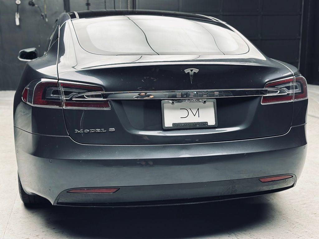 Used 2016 Tesla Model S 90D AWD/4WD image 16