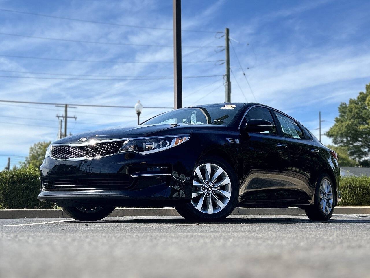 Used 2018 Kia Optima LX w/ Convenience Package FWD image 1