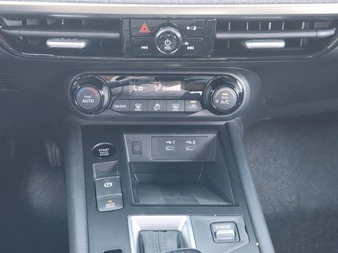 New 2026 Nissan Kicks SV image 15