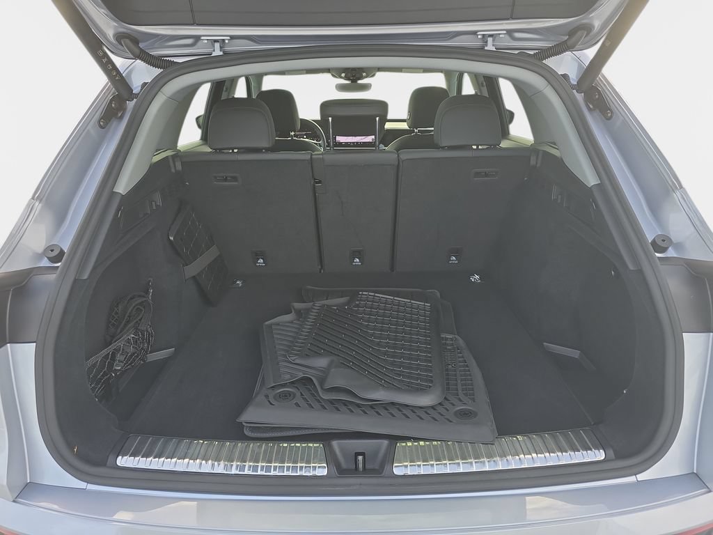Certified 2025 Audi Q5 Premium w/ Premium Plus AWD/4WD image 11