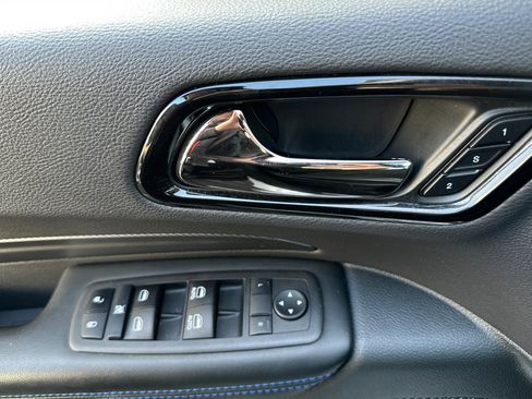 Used 2022 Dodge Durango R/T w/ Tow 'N Go Package image 11