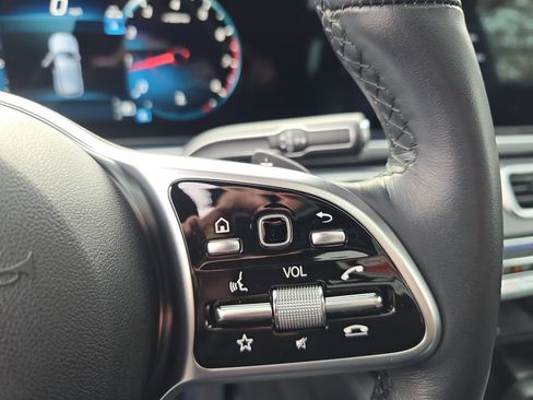 Certified 2023 Mercedes-Benz GLE 350 4MATIC w/ AMG Line Exterior image 18