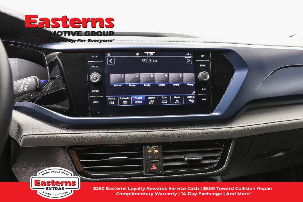 Used 2024 Volkswagen Taos SE FWD image 13