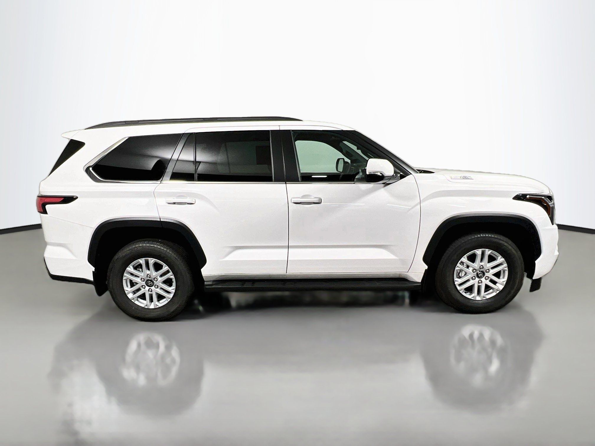 Used 2025 Toyota Sequoia SR5 AWD/4WD image 3