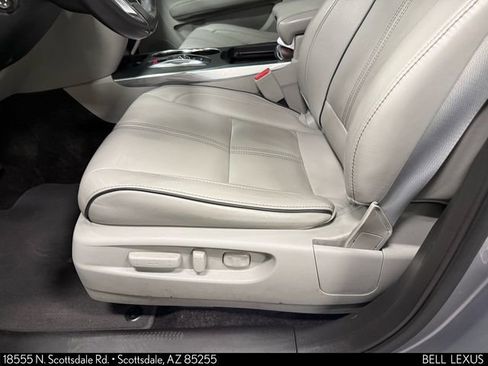 Used 2017 Acura MDX SH-AWD w/ Advance Package image 13