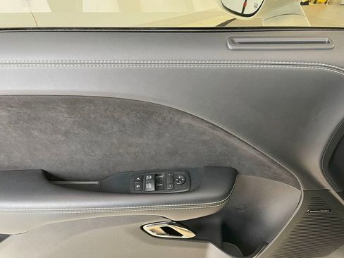 Used 2020 Dodge Challenger SRT Hellcat image 42