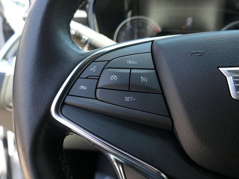 Used 2023 Cadillac XT5 Luxury FWD image 13