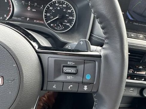 Certified 2023 Nissan Rogue SL w/ SL Premium Package AWD/4WD image 21