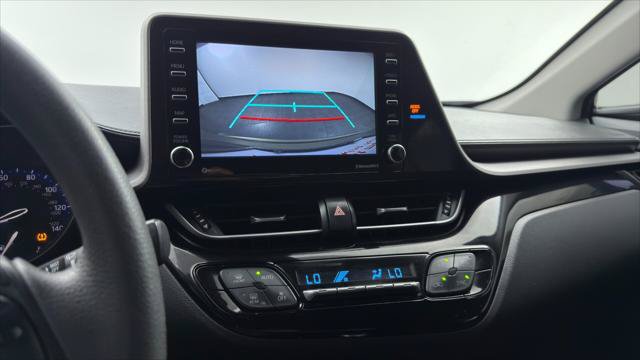 Used 2021 Toyota C-HR LE FWD image 27