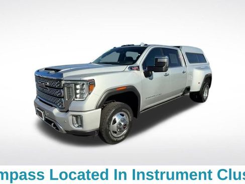 Used 2022 GMC Sierra 3500 Denali w/ Denali Ultimate Package image 38