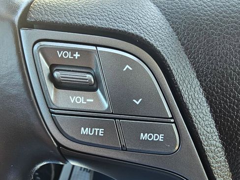 Used 2019 Hyundai Santa Fe XL AWD/4WD image 41