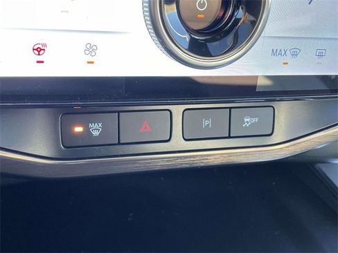 New 2025 Ford F150 Lightning Lariat image 29