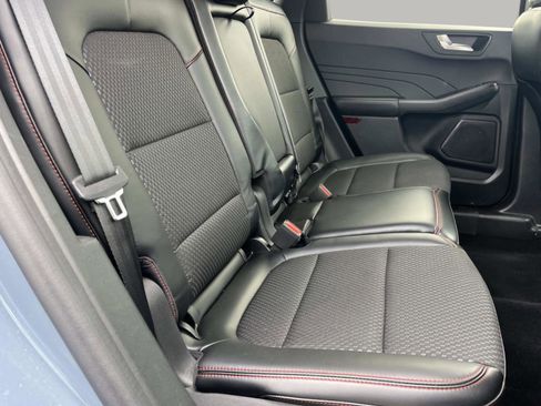 Used 2023 Ford Escape ST-Line w/ Tech Pack #1 FWD image 31