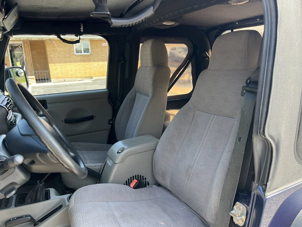 Used 2004 Jeep Wrangler X w/ Wheel Plus Group AWD/4WD image 37