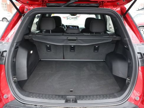 Used 2025 Chevrolet Equinox LT w/ Safety and Technology Package image 34