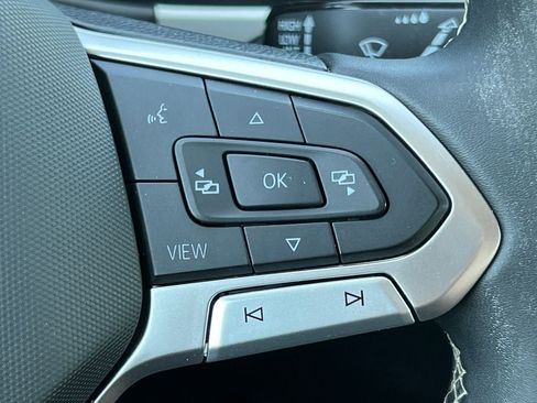 Used 2023 Volkswagen Atlas SE AWD/4WD image 23