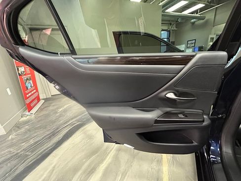 Used 2019 Lexus ES 300h w/ Premium Package FWD image 49