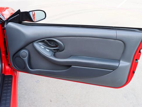 Used 1999 Pontiac Firebird Trans Am RWD image 12