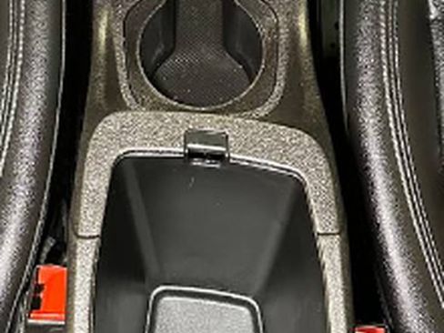 Used 2023 Chevrolet Bolt LT w/ Infotainment Package FWD image 34