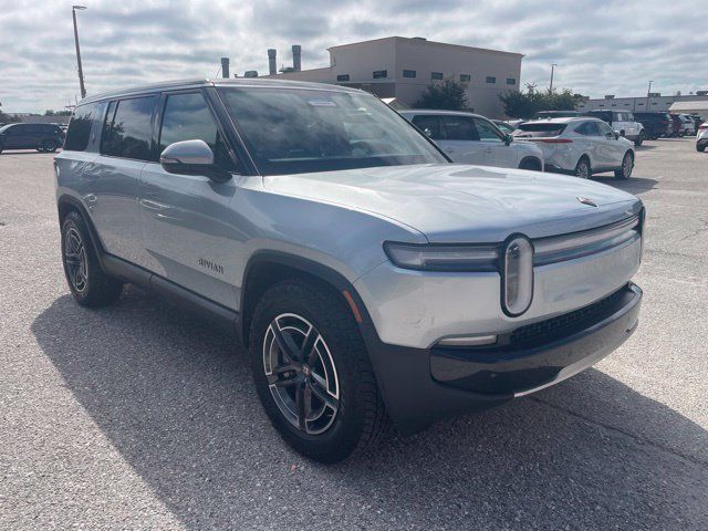 Used 2025 Rivian R1S Adventure Dual AWD/4WD image 1